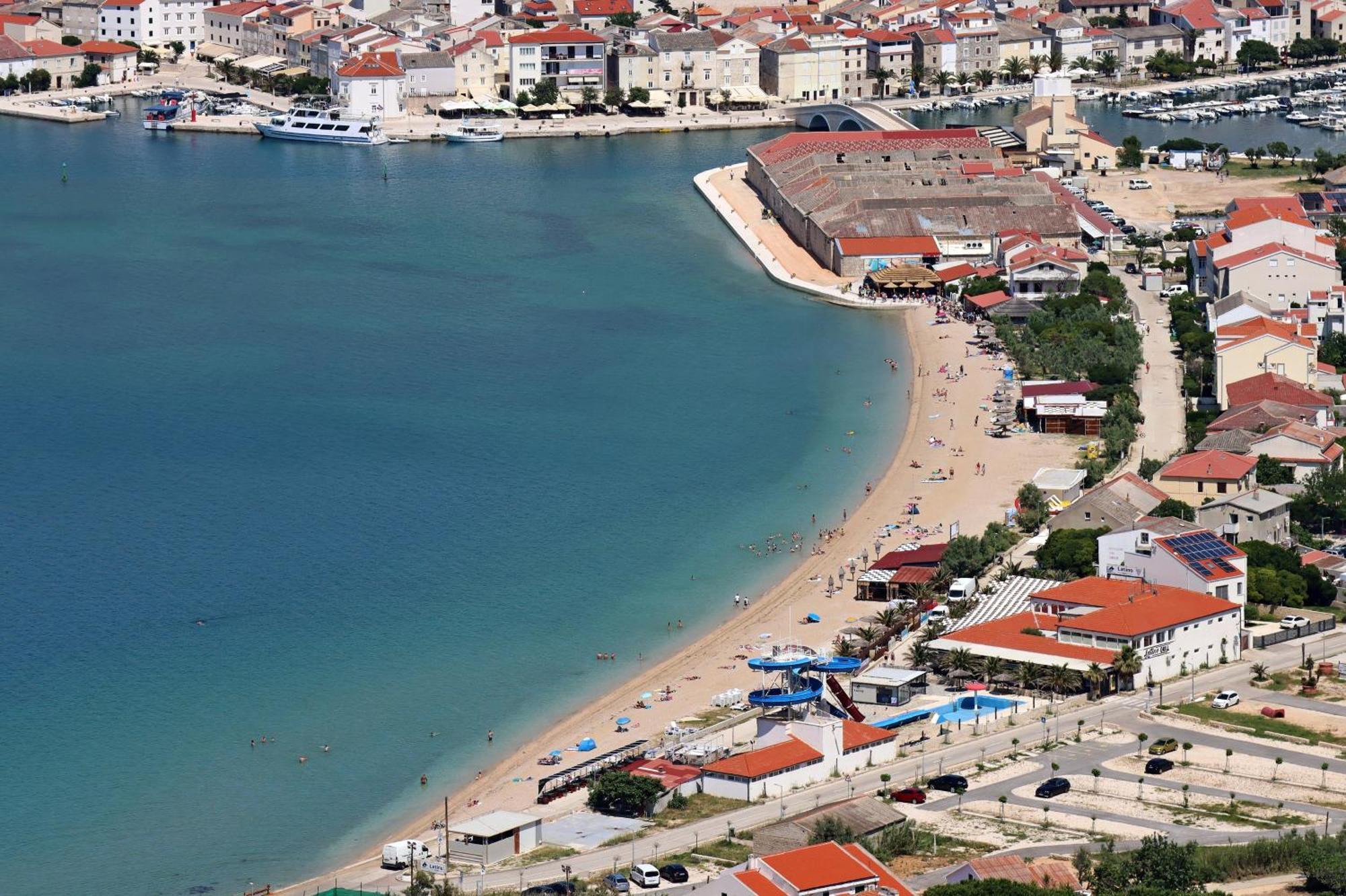 Apartments By The Sea Pag - 16100 Pag Town Exterior foto